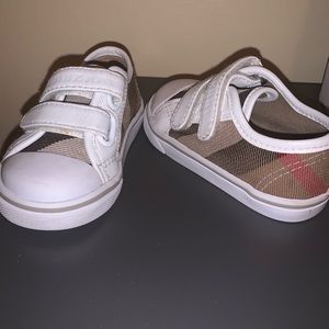Toddler Burberry Shoes size 4C